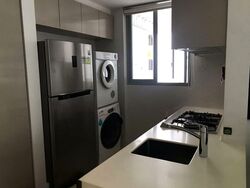 Prive (D19), Condominium #574226011